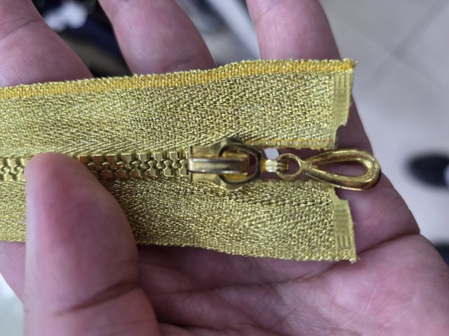 Zipper & trim color check